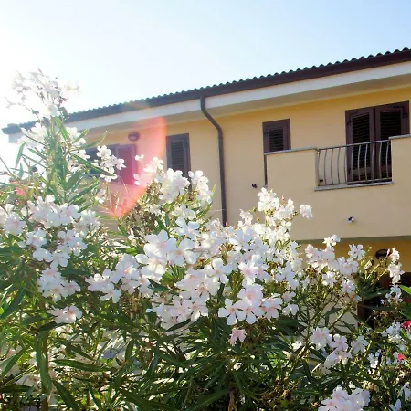 Apart Otel Sa Fiorida